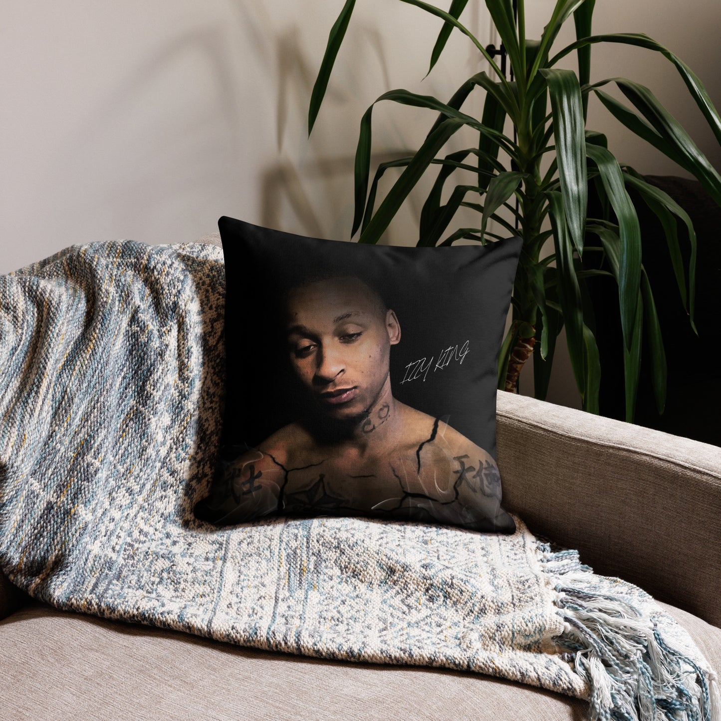 Izz Premium Pillow