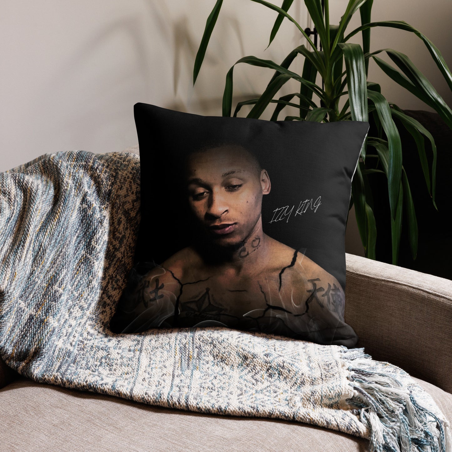 Izz Premium Pillow